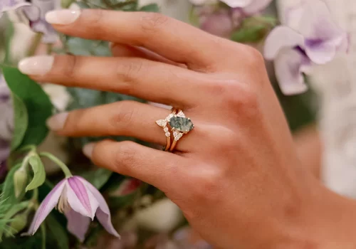 4 Reasons Why You Must Choose Halo Engagement Rings