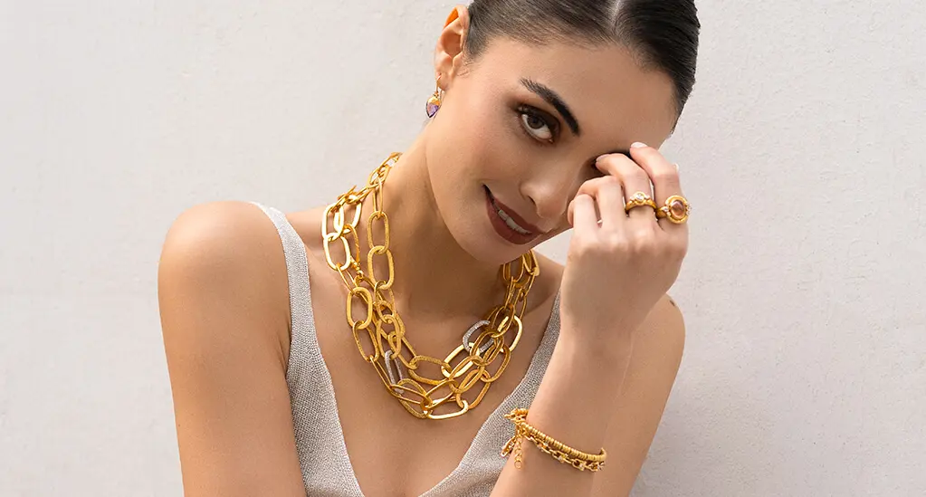 How to Make Your Personal Style Shine: Explore Statement Ruby Pendants in 2025