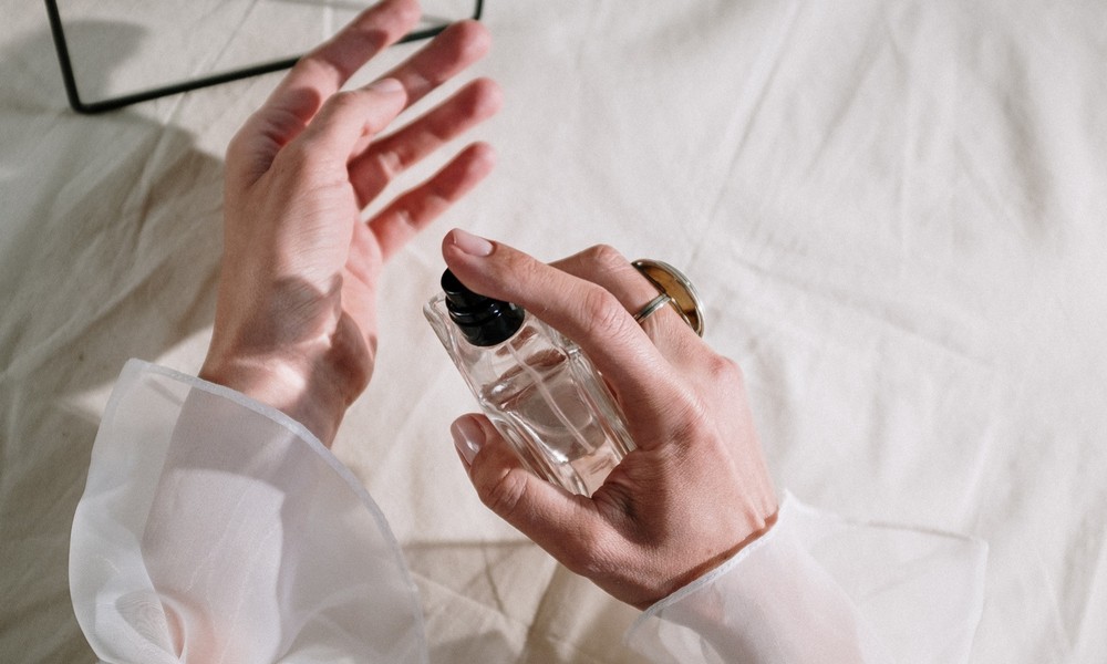 Does Perfume Stain Clothes? Here’s What You Need to Know